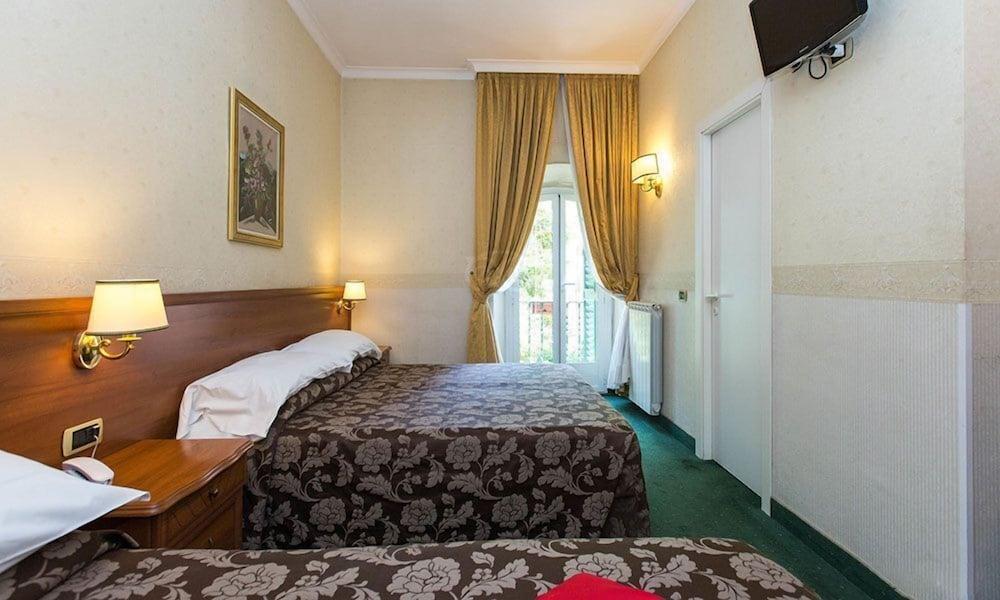 Hotel Astoria Garden Рим Экстерьер фото